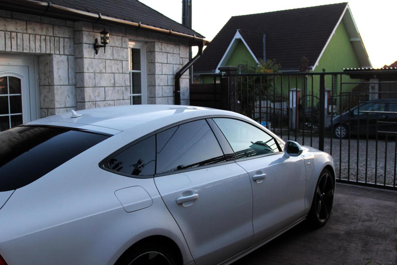 Cozy Cottage - Free Parking, Self Check-In Oradea Exterior foto