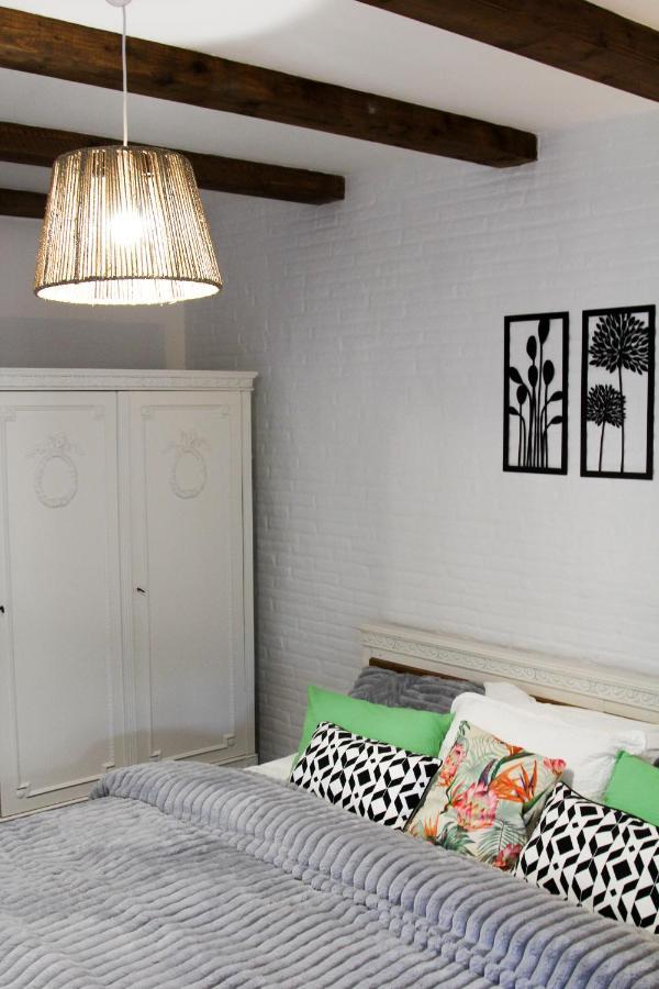 Cozy Cottage - Free Parking, Self Check-In Oradea Exterior foto